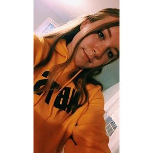 Meet your Posher, Meaghan